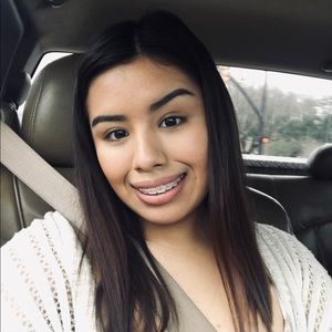 Meet your Posher, Sandra